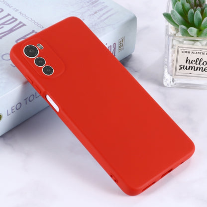 For Motorola Moto E32 4G Pure Color Liquid Silicone Shockproof Phone Case(Red) - Motorola Cases by PMC Jewellery | Online Shopping South Africa | PMC Jewellery | Buy Now Pay Later Mobicred