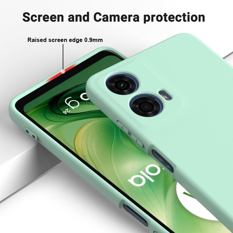 For Motorola Moto G04 / G24 Pure Color Liquid Silicone Shockproof Phone Case(Green) - Motorola Cases by PMC Jewellery | Online Shopping South Africa | PMC Jewellery | Buy Now Pay Later Mobicred