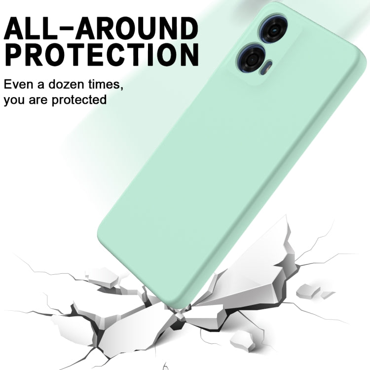 For Motorola Moto G04 / G24 Pure Color Liquid Silicone Shockproof Phone Case(Green) - Motorola Cases by PMC Jewellery | Online Shopping South Africa | PMC Jewellery | Buy Now Pay Later Mobicred