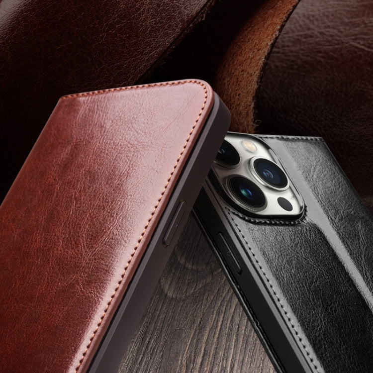 For iPhone 15 Plus QIALINO Classic Genuine Leather Phone Case(Brown) - iPhone 15 Plus Cases by QIALINO | Online Shopping South Africa | PMC Jewellery | Buy Now Pay Later Mobicred