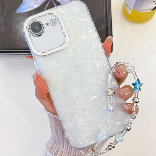 For iPhone 16e Plating Glitter Texture Chain Wristband TPU Phone Case with Lens Film(White Shell Pattern) - iPhone 16e Cases by PMC Jewellery | Online Shopping South Africa | PMC Jewellery | Buy Now Pay Later Mobicred