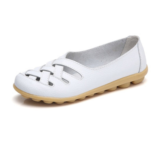 Hollow Woven Casual Nurse Shoes Cover Foot Peas Shoes for Women (Color:White Size:35) - Casual Shoes by PMC Jewellery | Online Shopping South Africa | PMC Jewellery