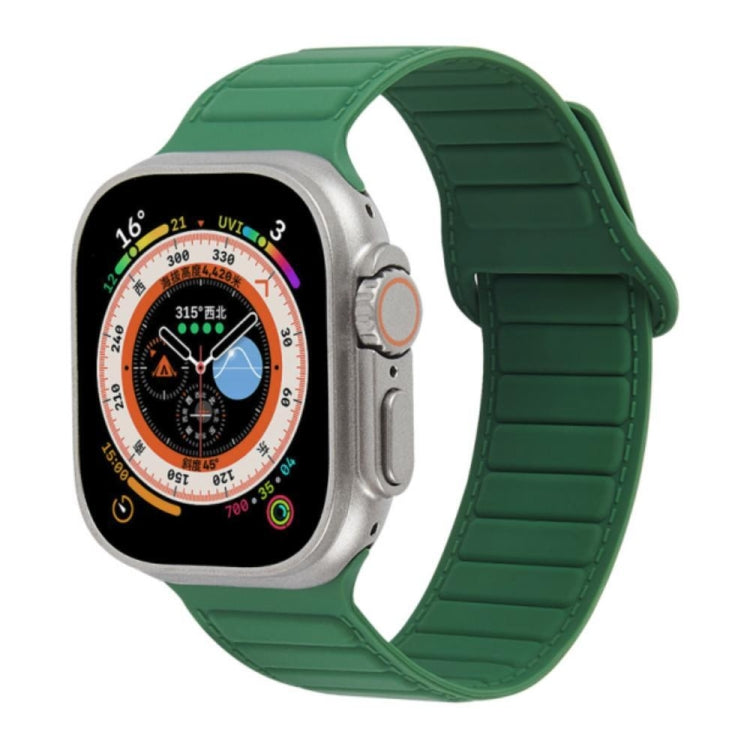 For Apple Watch 6 40mm Loop Magnetic Silicone Watch Band(Green) - Watch Bands by PMC Jewellery | Online Shopping South Africa | PMC Jewellery